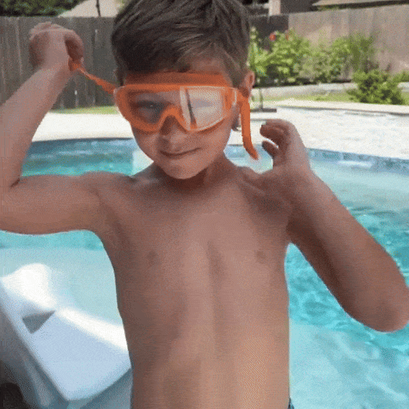 Clipnami demonstration piscine enfants